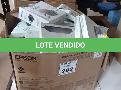 LOTE 292 - 01 LOTE COM ROTEADORES, CABOS DIVERSOS. (NO ESTADO) ATENÇÃO! FAZER A VISITAÇÃO ANTES DE ARREMATAR, NÃO SABEMOS SE FUNCIONA. LEILÃO NÃO TEM GARANTIA E NEM DEVOLUÇÃO, SUJEITO A POSSÍVEIS AVARIAS VISÍVEIS/OCULTAS E/OU AUSÊNCIA DE COMPONENTES.