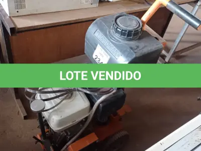 LOTE 234 - 01CONTADORA DE PISO A GASOLINA VIBRO MAK. (NO ESTADO) ATENÇÃO! FAZER A VISITAÇÃO ANTES DE ARREMATAR, NÃO SABEMOS SE FUNCIONA. LEILÃO NÃO TEM GARANTIA E NEM DEVOLUÇÃO, SUJEITO A POSSÍVEIS AVARIAS VISÍVEIS/OCULTAS E/OU AUSÊNCIA DE COMPONENTES.