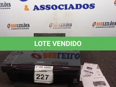 LOTE 227 - 01 IMPRESSORA EPSON TX410. (NO ESTADO) ATENÇÃO! FAZER A VISITAÇÃO ANTES DE ARREMATAR, NÃO SABEMOS SE FUNCIONA. LEILÃO NÃO TEM GARANTIA E NEM DEVOLUÇÃO, SUJEITO A POSSÍVEIS AVARIAS VISÍVEIS/OCULTAS E/OU AUSÊNCIA DE COMPONENTES.