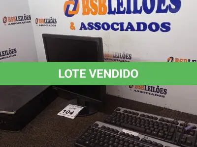 LOTE 104 - 01 CPU HP E 01 MONITOR COM TECLADO. (NO ESTADO) ATENÇÃO! FAZER A VISITAÇÃO ANTES DE ARREMATAR, NÃO SABEMOS SE FUNCIONA. LEILÃO NÃO TEM GARANTIA E NEM DEVOLUÇÃO, SUJEITO A POSSÍVEIS AVARIAS VISÍVEIS/OCULTAS E/OU AUSÊNCIA DE COMPONENTES.