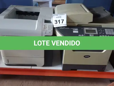 LOTE 317 - 01 IMPRESSORA HP P4015N E 01 IMPRESSORA BROTHER 8065DN. (NO ESTADO) ATENÇÃO! FAZER A VISITAÇÃO ANTES DE ARREMATAR, NÃO SABEMOS SE FUNCIONA. LEILÃO NÃO TEM GARANTIA E NEM DEVOLUÇÃO, SUJEITO A POSSÍVEIS AVARIAS VISÍVEIS/OCULTAS E/OU AUSÊNCIA DE COMPONENTES.