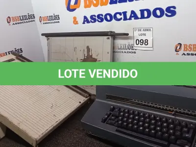 LOTE 098 - 01 MÁQUINA DE DATILOGRAFAR, 01 ENCADERNADORA E 01 CORTADORA DE PAPEL. (NO ESTADO) ATENÇÃO! FAZER A VISITAÇÃO ANTES DE ARREMATAR, NÃO SABEMOS SE FUNCIONA. LEILÃO NÃO TEM GARANTIA E NEM DEVOLUÇÃO, SUJEITO A POSSÍVEIS AVARIAS VISÍVEIS/OCULTAS E/OU AUSÊNCIA DE COMPONENTES.