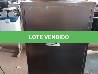 LOTE 252 - 01 REFRESQUEIRA MARCA BEGEL EM INOX P/RETIRADA DE PEÇAS. (NO ESTADO) ATENÇÃO! FAZER A VISITAÇÃO ANTES DE ARREMATAR, NÃO SABEMOS SE FUNCIONA. LEILÃO NÃO TEM GARANTIA E NEM DEVOLUÇÃO, SUJEITO A POSSÍVEIS AVARIAS VISÍVEIS/OCULTAS E/OU AUSÊNCIA DE COMPONENTES