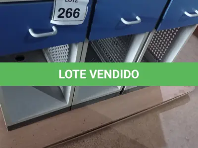 LOTE 266 - 03 GAVETEIROS EM MADEIRA 01 GAVETA. (NO ESTADO) ATENÇÃO! FAZER A VISITAÇÃO ANTES DE ARREMATAR, NÃO SABEMOS SE FUNCIONA. LEILÃO NÃO TEM GARANTIA E NEM DEVOLUÇÃO, SUJEITO A POSSÍVEIS AVARIAS VISÍVEIS/OCULTAS E/OU AUSÊNCIA DE COMPONENTES.