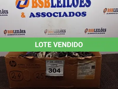 LOTE 304 - 01 LOTE COM CABOS DIVERSOS. (NO ESTADO) ATENÇÃO! FAZER A VISITAÇÃO ANTES DE ARREMATAR, NÃO SABEMOS SE FUNCIONA. LEILÃO NÃO TEM GARANTIA E NEM DEVOLUÇÃO, SUJEITO A POSSÍVEIS AVARIAS VISÍVEIS/OCULTAS E/OU AUSÊNCIA DE COMPONENTES.