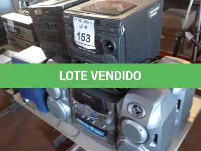 LOTE 153 - 01 LOTE COM MICRO SYSTEM. (NO ESTADO) ATENÇÃO! FAZER A VISITAÇÃO ANTES DE ARREMATAR, NÃO SABEMOS SE FUNCIONA. LEILÃO NÃO TEM GARANTIA E NEM DEVOLUÇÃO, SUJEITO A POSSÍVEIS AVARIAS VISÍVEIS/OCULTAS E/OU AUSÊNCIA DE COMPONENTES.
