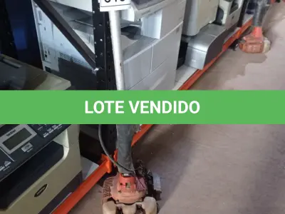 LOTE 318 - 01 ROÇADEIRA A GASOLINA COM AVARIAS. (NO ESTADO) ATENÇÃO! FAZER A VISITAÇÃO ANTES DE ARREMATAR, NÃO SABEMOS SE FUNCIONA. LEILÃO NÃO TEM GARANTIA E NEM DEVOLUÇÃO, SUJEITO A POSSÍVEIS AVARIAS VISÍVEIS/OCULTAS E/OU AUSÊNCIA DE COMPONENTES.