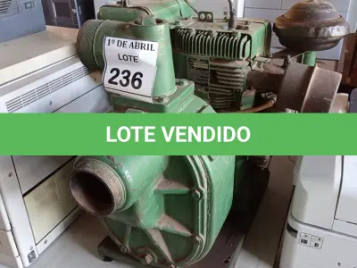 LOTE 236 - 01 MOTO BOMBA A GASOLINA.  (NO ESTADO) ATENÇÃO! FAZER A VISITAÇÃO ANTES DE ARREMATAR, NÃO SABEMOS SE FUNCIONA. LEILÃO NÃO TEM GARANTIA E NEM DEVOLUÇÃO, SUJEITO A POSSÍVEIS AVARIAS VISÍVEIS/OCULTAS E/OU AUSÊNCIA DE COMPONENTES.