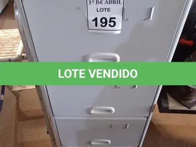 LOTE 195 - 01 ARQUIVO DE AÇO 04 GAVETAS. (NO ESTADO) ATENÇÃO! FAZER A VISITAÇÃO ANTES DE ARREMATAR, NÃO SABEMOS SE FUNCIONA. LEILÃO NÃO TEM GARANTIA E NEM DEVOLUÇÃO, SUJEITO A POSSÍVEIS AVARIAS VISÍVEIS/OCULTAS E/OU AUSÊNCIA DE COMPONENTES.