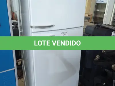 LOTE 365 - 01 GELADEIRA DAKO. (NO ESTADO) ATENÇÃO! FAZER A VISITAÇÃO ANTES DE ARREMATAR, NÃO SABEMOS SE FUNCIONA. LEILÃO NÃO TEM GARANTIA E NEM DEVOLUÇÃO, SUJEITO A POSSÍVEIS AVARIAS VISÍVEIS/OCULTAS E/OU AUSÊNCIA DE COMPONENTES.