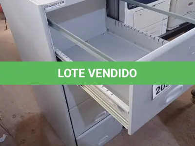 LOTE 205 - 01 ARQUIVO DE AÇO 04 GAVETAS. (NO ESTADO) ATENÇÃO! FAZER A VISITAÇÃO ANTES DE ARREMATAR, NÃO SABEMOS SE FUNCIONA. LEILÃO NÃO TEM GARANTIA E NEM DEVOLUÇÃO, SUJEITO A POSSÍVEIS AVARIAS VISÍVEIS/OCULTAS E/OU AUSÊNCIA DE COMPONENTES.