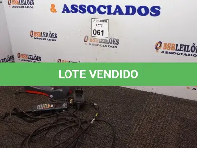 LOTE 061 - 01 LEITOR DE CÓDIGO DE BARRA. (NO ESTADO) ATENÇÃO! FAZER A VISITAÇÃO ANTES DE ARREMATAR, NÃO SABEMOS SE FUNCIONA. LEILÃO NÃO TEM GARANTIA E NEM DEVOLUÇÃO, SUJEITO A POSSÍVEIS AVARIAS VISÍVEIS/OCULTAS E/OU AUSÊNCIA DE COMPONENTES.