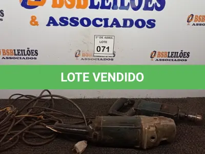 LOTE 071 - 01 ESMERILHADEIRA E 01 FURADEIRA. (NO ESTADO) ATENÇÃO! FAZER A VISITAÇÃO ANTES DE ARREMATAR, NÃO SABEMOS SE FUNCIONA. LEILÃO NÃO TEM GARANTIA E NEM DEVOLUÇÃO, SUJEITO A POSSÍVEIS AVARIAS VISÍVEIS/OCULTAS E/OU AUSÊNCIA DE COMPONENTES.