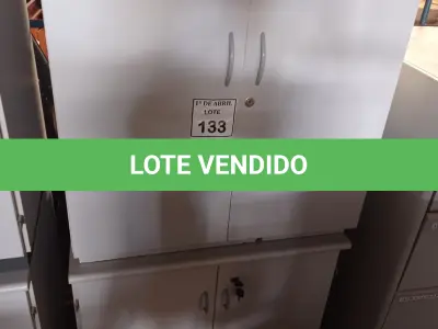 LOTE 133 - 02 ARMÁRIOS 02 PORTAS EM MADEIRA. (NO ESTADO) ATENÇÃO! FAZER A VISITAÇÃO ANTES DE ARREMATAR, NÃO SABEMOS SE FUNCIONA. LEILÃO NÃO TEM GARANTIA E NEM DEVOLUÇÃO, SUJEITO A POSSÍVEIS AVARIAS VISÍVEIS/OCULTAS E/OU AUSÊNCIA DE COMPONENTES.