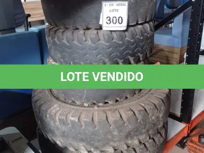 LOTE 300 - 05 PNEUS DIVERSOS. (NO ESTADO) ATENÇÃO! FAZER A VISITAÇÃO ANTES DE ARREMATAR, NÃO SABEMOS SE FUNCIONA. LEILÃO NÃO TEM GARANTIA E NEM DEVOLUÇÃO, SUJEITO A POSSÍVEIS AVARIAS VISÍVEIS/OCULTAS E/OU AUSÊNCIA DE COMPONENTES.