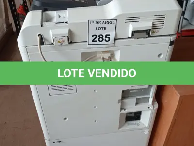 LOTE 285 - 01 IMPRESSORA KYOCERA (NO ESTADO) ATENÇÃO! FAZER A VISITAÇÃO ANTES DE ARREMATAR, NÃO SABEMOS SE FUNCIONA. LEILÃO NÃO TEM GARANTIA E NEM DEVOLUÇÃO, SUJEITO A POSSÍVEIS AVARIAS VISÍVEIS/OCULTAS E/OU AUSÊNCIA DE COMPONENTES.