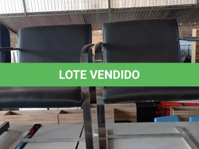 LOTE 306 - 02 CADEIRAS PARA ESCRITÓRIO. (NO ESTADO) ATENÇÃO! FAZER A VISITAÇÃO ANTES DE ARREMATAR, NÃO SABEMOS SE FUNCIONA. LEILÃO NÃO TEM GARANTIA E NEM DEVOLUÇÃO, SUJEITO A POSSÍVEIS AVARIAS VISÍVEIS/OCULTAS E/OU AUSÊNCIA DE COMPONENTES.