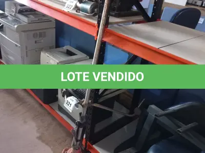 LOTE 321 - 01 ROÇADEIRA A GASOLINA COM AVARIAS. (NO ESTADO) ATENÇÃO! FAZER A VISITAÇÃO ANTES DE ARREMATAR, NÃO SABEMOS SE FUNCIONA. LEILÃO NÃO TEM GARANTIA E NEM DEVOLUÇÃO, SUJEITO A POSSÍVEIS AVARIAS VISÍVEIS/OCULTAS E/OU AUSÊNCIA DE COMPONENTES.