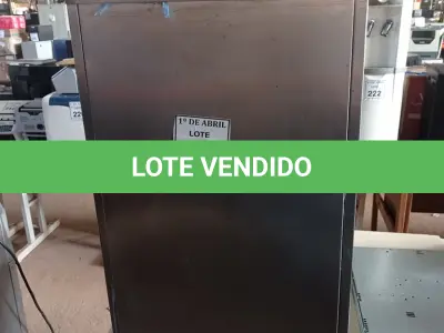 LOTE 252 - 01 REFRESQUEIRA MARCA BEGEL EM INOX P/RETIRADA DE PEÇAS. (NO ESTADO) ATENÇÃO! FAZER A VISITAÇÃO ANTES DE ARREMATAR, NÃO SABEMOS SE FUNCIONA. LEILÃO NÃO TEM GARANTIA E NEM DEVOLUÇÃO, SUJEITO A POSSÍVEIS AVARIAS VISÍVEIS/OCULTAS E/OU AUSÊNCIA DE COMPONENTES