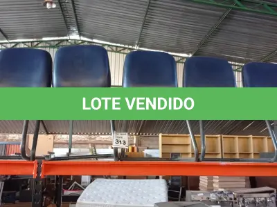 LOTE 313 - 04 CADEIRAS FIXAS PARA ESCRITÓRIO. (NO ESTADO) ATENÇÃO! FAZER A VISITAÇÃO ANTES DE ARREMATAR, NÃO SABEMOS SE FUNCIONA. LEILÃO NÃO TEM GARANTIA E NEM DEVOLUÇÃO, SUJEITO A POSSÍVEIS AVARIAS VISÍVEIS/OCULTAS E/OU AUSÊNCIA DE COMPONENTES.