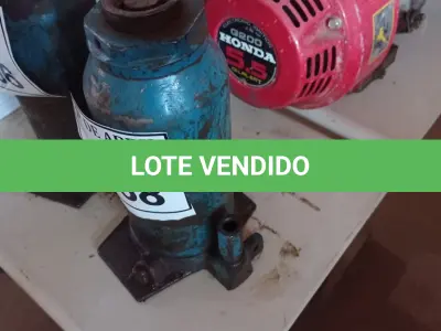 LOTE 168 - 01 MACACO GARRAFÃO. (NO ESTADO) ATENÇÃO! FAZER A VISITAÇÃO ANTES DE ARREMATAR, NÃO SABEMOS SE FUNCIONA. LEILÃO NÃO TEM GARANTIA E NEM DEVOLUÇÃO, SUJEITO A POSSÍVEIS AVARIAS VISÍVEIS/OCULTAS E/OU AUSÊNCIA DE COMPONENTES.