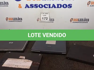 LOTE 172 - 04 NOTEBOOKS DIVERSOS. (NO ESTADO) ATENÇÃO! FAZER A VISITAÇÃO ANTES DE ARREMATAR, NÃO SABEMOS SE FUNCIONA. LEILÃO NÃO TEM GARANTIA E NEM DEVOLUÇÃO, SUJEITO A POSSÍVEIS AVARIAS VISÍVEIS/OCULTAS E/OU AUSÊNCIA DE COMPONENTES.