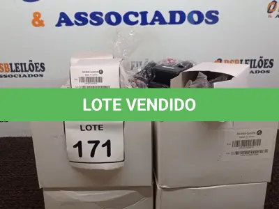 LOTE 171 - 01 LOTE COM CARREGADORES 48V 0, 27A. (NO ESTADO) ATENÇÃO! FAZER A VISITAÇÃO ANTES DE ARREMATAR, NÃO SABEMOS SE FUNCIONA. LEILÃO NÃO TEM GARANTIA E NEM DEVOLUÇÃO, SUJEITO A POSSÍVEIS AVARIAS VISÍVEIS/OCULTAS E/OU AUSÊNCIA DE COMPONENTES.
