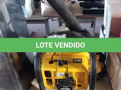 LOTE 226 - 01 SOPRADOR DE FOLHAS COSTAL A GASOLINA VONDER. (NO ESTADO) ATENÇÃO! FAZER A VISITAÇÃO ANTES DE ARREMATAR, NÃO SABEMOS SE FUNCIONA. LEILÃO NÃO TEM GARANTIA E NEM DEVOLUÇÃO, SUJEITO A POSSÍVEIS AVARIAS VISÍVEIS/OCULTAS E/OU AUSÊNCIA DE COMPONENTES.
