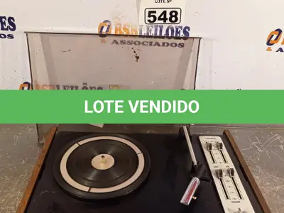 LOTE 548 - 01 TOCA DISCOS PHILIPS.  (NO ESTADO) ATENÇÃO! FAZER A VISITAÇÃO ANTES DE ARREMATAR, NÃO SABEMOS SE FUNCIONA. LEILÃO NÃO TEM GARANTIA E NEM DEVOLUÇÃO, SUJEITO A POSSÍVEIS AVARIAS VISÍVEIS/OCULTAS E/OU AUSÊNCIA DE COMPONENTES.