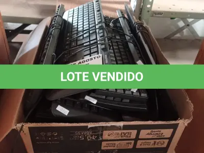 LOTE 629 - 01 LOTE COM VÁRIOS TECLADOS PARA PC MARCAS E MODELOS DIVERSOS. (NO ESTADO) ATENÇÃO! FAZER A VISITAÇÃO ANTES DE ARREMATAR, NÃO SABEMOS SE FUNCIONA. LEILÃO NÃO TEM GARANTIA E NEM DEVOLUÇÃO, SUJEITO A POSSÍVEIS AVARIAS VISÍVEIS/OCULTAS E/OU AUSÊNCIA DE COMPONENTES.