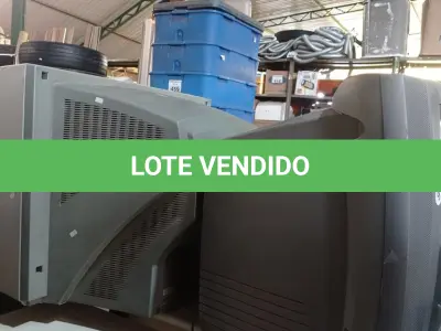 LOTE 493 - 02 TV’S DE TUBO MARCAS E MODELOS DIVERSOS. (NO ESTADO) ATENÇÃO! FAZER A VISITAÇÃO ANTES DE ARREMATAR, NÃO SABEMOS SE FUNCIONA. LEILÃO NÃO TEM GARANTIA E NEM DEVOLUÇÃO, SUJEITO A POSSÍVEIS AVARIAS VISÍVEIS/OCULTAS E/OU AUSÊNCIA DE COMPONENTES).