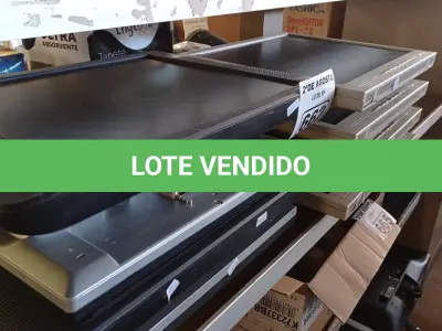 LOTE 662 - 08 MONITORES MARCAS E MODELOS DIVERSOS PARA RETIRADA DE PEÇAS. (NO ESTADO) ATENÇÃO! FAZER A VISITAÇÃO ANTES DE ARREMATAR, NÃO SABEMOS SE FUNCIONA. LEILÃO NÃO TEM GARANTIA E NEM DEVOLUÇÃO, SUJEITO A POSSÍVEIS AVARIAS VISÍVEIS/OCULTAS E/OU AUSÊNCIA DE COMPONENTES.