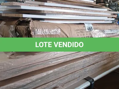 LOTE 485 - 01 LOTE COM VÁRIAS PEÇAS DE MOVEIS DESMONTADAS. (NO ESTADO) ATENÇÃO! FAZER A VISITAÇÃO ANTES DE ARREMATAR, NÃO SABEMOS SE FUNCIONA. LEILÃO NÃO TEM GARANTIA E NEM DEVOLUÇÃO, SUJEITO A POSSÍVEIS AVARIAS VISÍVEIS/OCULTAS E/OU AUSÊNCIA DE COMPONENTES).
