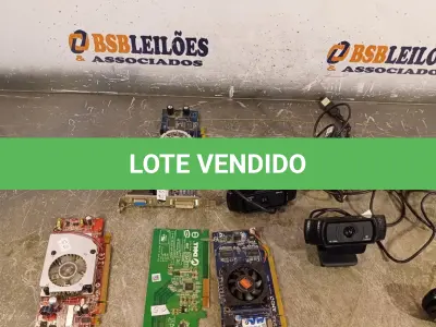 LOTE 555 - 04 PLACAS DE VÍDEO E 05 WEBCAM MARCAS E MODELOS DIVERSOS. (NO ESTADO) ATENÇÃO! FAZER A VISITAÇÃO ANTES DE ARREMATAR, NÃO SABEMOS SE FUNCIONA. LEILÃO NÃO TEM GARANTIA E NEM DEVOLUÇÃO, SUJEITO A POSSÍVEIS AVARIAS VISÍVEIS/OCULTAS E/OU AUSÊNCIA DE COMPONENTES.