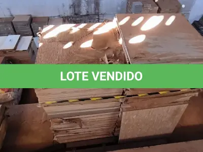 LOTE 044 - 01 LOTE COM PORCELANATO MOS BRERA OFF WHITER 60CM X 60CM APROXIMADAMENTE 118,44M²(NO ESTADO)