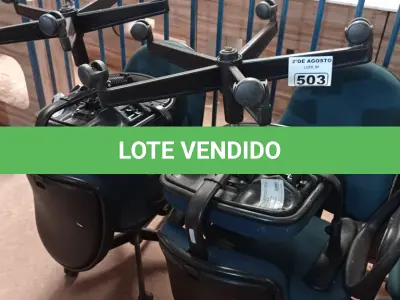LOTE 503 - 06 CADEIRAS DE ESCRITÓRIO COM BASE GIRATÓRIA NA COR VERDE. (NO ESTADO) ATENÇÃO! FAZER A VISITAÇÃO ANTES DE ARREMATAR, NÃO SABEMOS SE FUNCIONA. LEILÃO NÃO TEM GARANTIA E NEM DEVOLUÇÃO, SUJEITO A POSSÍVEIS AVARIAS VISÍVEIS/OCULTAS E/OU AUSÊNCIA DE COMPONENTES).