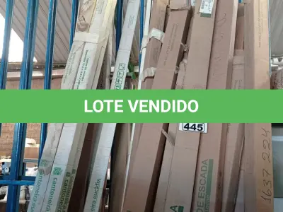 LOTE 445 - 01 LOTE COM GRANDE QUANTIDADE DE PEÇAS DE RODAPÉ MARCAS E MODELOS DIVERSOS. (NO ESTADO) ATENÇÃO! FAZER A VISITAÇÃO ANTES DE ARREMATAR, NÃO SABEMOS SE FUNCIONA. LEILÃO NÃO TEM GARANTIA E NEM DEVOLUÇÃO, SUJEITO A POSSÍVEIS AVARIAS VISÍVEIS/OCULTAS E/OU AUSÊNCIA DE COMPONENTES).
