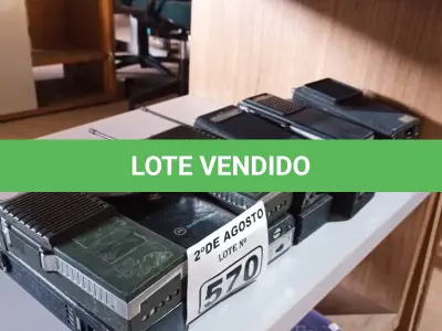 LOTE 570 -  11 RÁDIOS COMUNICADORES. (NO ESTADO) ATENÇÃO! FAZER A VISITAÇÃO ANTES DE ARREMATAR, NÃO SABEMOS SE FUNCIONA. LEILÃO NÃO TEM GARANTIA E NEM DEVOLUÇÃO, SUJEITO A POSSÍVEIS AVARIAS VISÍVEIS/OCULTAS E/OU AUSÊNCIA DE COMPONENTES.