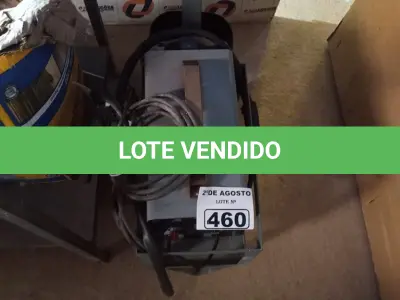 LOTE 460 - 01 MÁQUINA DE SOLDA MIG-130. (NO ESTADO) ATENÇÃO! FAZER A VISITAÇÃO ANTES DE ARREMATAR, NÃO SABEMOS SE FUNCIONA. LEILÃO NÃO TEM GARANTIA E NEM DEVOLUÇÃO, SUJEITO A POSSÍVEIS AVARIAS VISÍVEIS/OCULTAS E/OU AUSÊNCIA DE COMPONENTES).