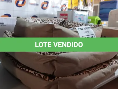 LOTE 491 - 03 CAMAS E 01 KIT DE BRINQUEDOS PARA PET’S. (NOVO) (NO ESTADO) ATENÇÃO! FAZER A VISITAÇÃO ANTES DE ARREMATAR, NÃO SABEMOS SE FUNCIONA. LEILÃO NÃO TEM GARANTIA E NEM DEVOLUÇÃO, SUJEITO A POSSÍVEIS AVARIAS VISÍVEIS/OCULTAS E/OU AUSÊNCIA DE COMPONENTES).