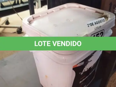 LOTE 452 - 01 BALDE DE SELADOR ACRÍLICO ANJO 18L. (NO ESTADO) ATENÇÃO! FAZER A VISITAÇÃO ANTES DE ARREMATAR, NÃO SABEMOS SE FUNCIONA. LEILÃO NÃO TEM GARANTIA E NEM DEVOLUÇÃO, SUJEITO A POSSÍVEIS AVARIAS VISÍVEIS/OCULTAS E/OU AUSÊNCIA DE COMPONENTES).