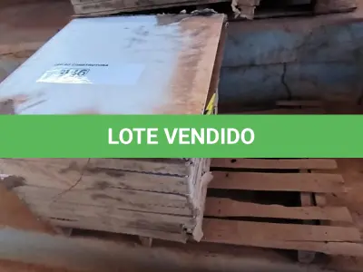 LOTE 046 - 01 LOTE COM PORCELANATO MINERAL OFF  WHITE 60CM X 60CM APROXIMADAMENTE 17,28M²(NO ESTADO)
