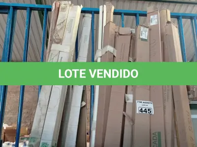 LOTE 445 - 01 LOTE COM GRANDE QUANTIDADE DE PEÇAS DE RODAPÉ MARCAS E MODELOS DIVERSOS. (NO ESTADO) ATENÇÃO! FAZER A VISITAÇÃO ANTES DE ARREMATAR, NÃO SABEMOS SE FUNCIONA. LEILÃO NÃO TEM GARANTIA E NEM DEVOLUÇÃO, SUJEITO A POSSÍVEIS AVARIAS VISÍVEIS/OCULTAS E/OU AUSÊNCIA DE COMPONENTES).