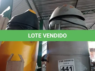 LOTE 441 - 02 ASPIRADORES DE PÓ MARCAS E MODELOS DIVERSOS COM AVARIAS. (NO ESTADO) ATENÇÃO! FAZER A VISITAÇÃO ANTES DE ARREMATAR, NÃO SABEMOS SE FUNCIONA. LEILÃO NÃO TEM GARANTIA E NEM DEVOLUÇÃO, SUJEITO A POSSÍVEIS AVARIAS VISÍVEIS/OCULTAS E/OU AUSÊNCIA DE COMPONENTES).