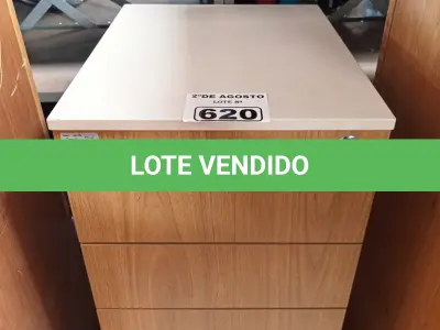 LOTE 620 - 02 GAVETEIROS EM MADEIRA COM 03 GAVETAS. (NO ESTADO) ATENÇÃO! FAZER A VISITAÇÃO ANTES DE ARREMATAR, NÃO SABEMOS SE FUNCIONA. LEILÃO NÃO TEM GARANTIA E NEM DEVOLUÇÃO, SUJEITO A POSSÍVEIS AVARIAS VISÍVEIS/OCULTAS E/OU AUSÊNCIA DE COMPONENTES.
