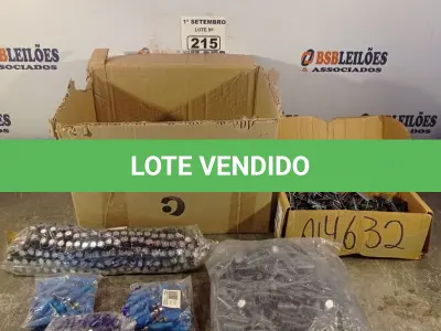 LOTE 215 - 01 CAIXA COM GRANDE QUANTIDADE DE CAPACITORES E RESISTORES ELETROLÍTICOS DIVERSOS. (NO ESTADO) ATENÇÃO! FAZER A VISITAÇÃO ANTES DE ARREMATAR, NÃO SABEMOS SE FUNCIONA. LEILÃO NÃO TEM GARANTIA E NEM DEVOLUÇÃO, SUJEITO A POSSÍVEIS AVARIAS VISÍVEIS/OCULTAS E/OU AUSÊNCIA DE COMPONENTES.