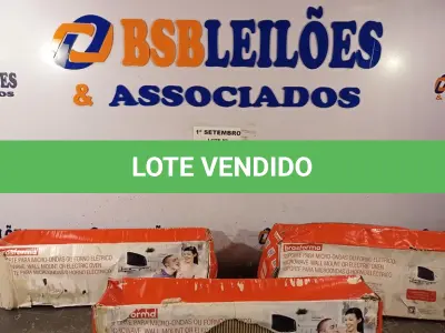 LOTE 054 - 03 SUPORTES PARA FORNO MICRO-ONDAS E OU FORNO ELÉTRICO COM AVARIAS. (NO ESTADO) ATENÇÃO! FAZER A VISITAÇÃO ANTES DE ARREMATAR, NÃO SABEMOS SE FUNCIONA. LEILÃO NÃO TEM GARANTIA E NEM DEVOLUÇÃO, SUJEITO A POSSÍVEIS AVARIAS VISÍVEIS/OCULTAS E/OU AUSÊNCIA DE COMPONENTES.