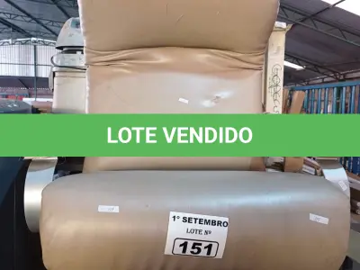 LOTE 151 - 01 POLTRONA PARA DESCANSO. (NO ESTADO) ATENÇÃO! FAZER A VISITAÇÃO ANTES DE ARREMATAR, NÃO SABEMOS SE FUNCIONA. LEILÃO NÃO TEM GARANTIA E NEM DEVOLUÇÃO, SUJEITO A POSSÍVEIS AVARIAS VISÍVEIS/OCULTAS E/OU AUSÊNCIA DE COMPONENTES.