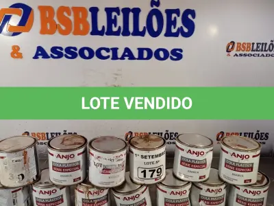 LOTE 179 - 01 LOTE COM VÁRIAS LATAS DE COLA PLÁSTICA ANJO. (NO ESTADO) ATENÇÃO! FAZER A VISITAÇÃO ANTES DE ARREMATAR, NÃO SABEMOS SE FUNCIONA. LEILÃO NÃO TEM GARANTIA E NEM DEVOLUÇÃO, SUJEITO A POSSÍVEIS AVARIAS VISÍVEIS/OCULTAS E/OU AUSÊNCIA DE COMPONENTES.