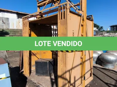 LOTE 074 - 01 ELEVADOR PARA OBRA (SEM MOTOR) (NO ESTADO)